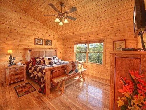 Majestic Springs Lodge Cabin McCookville ภายนอก รูปภาพ